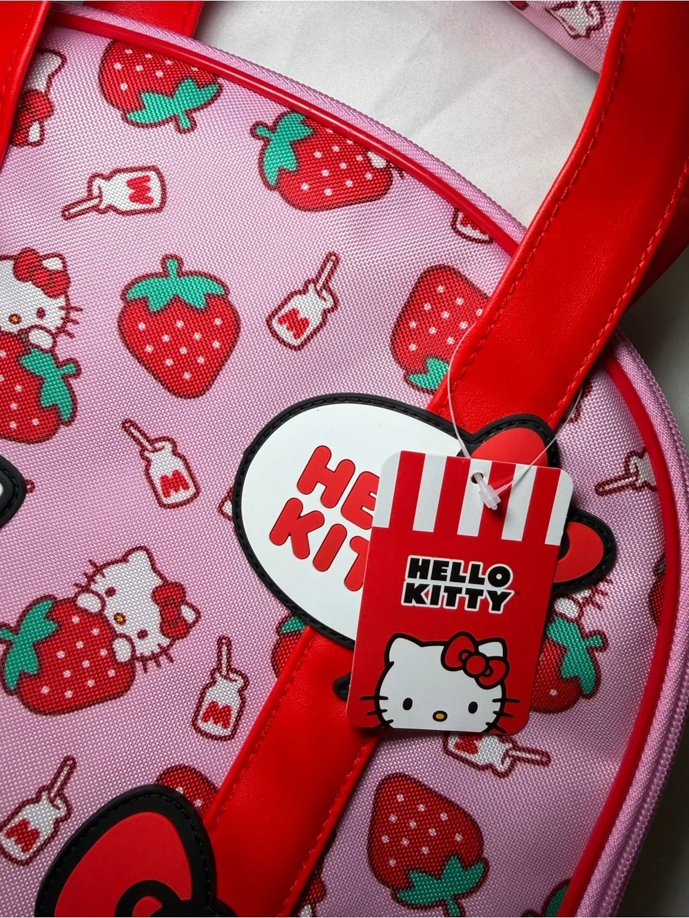 Hello Kitty 🎀🍓 hello